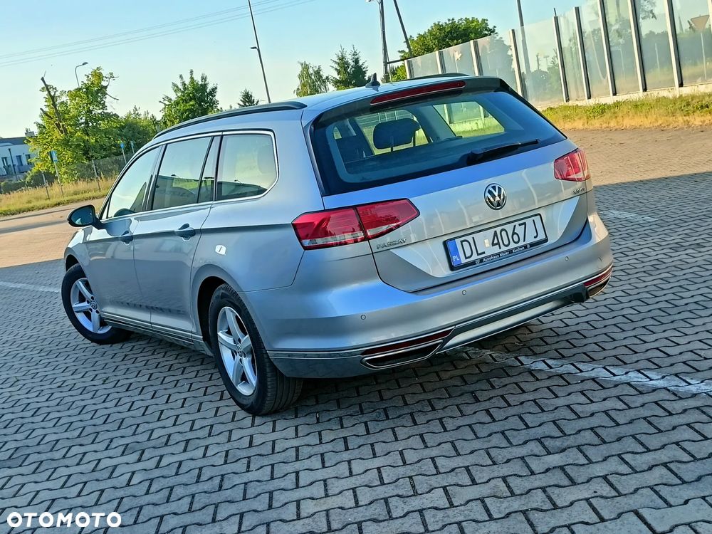 Volkswagen Passat Variant 2.0 TDI SCR (BlueMotion Technology) Highline - 6