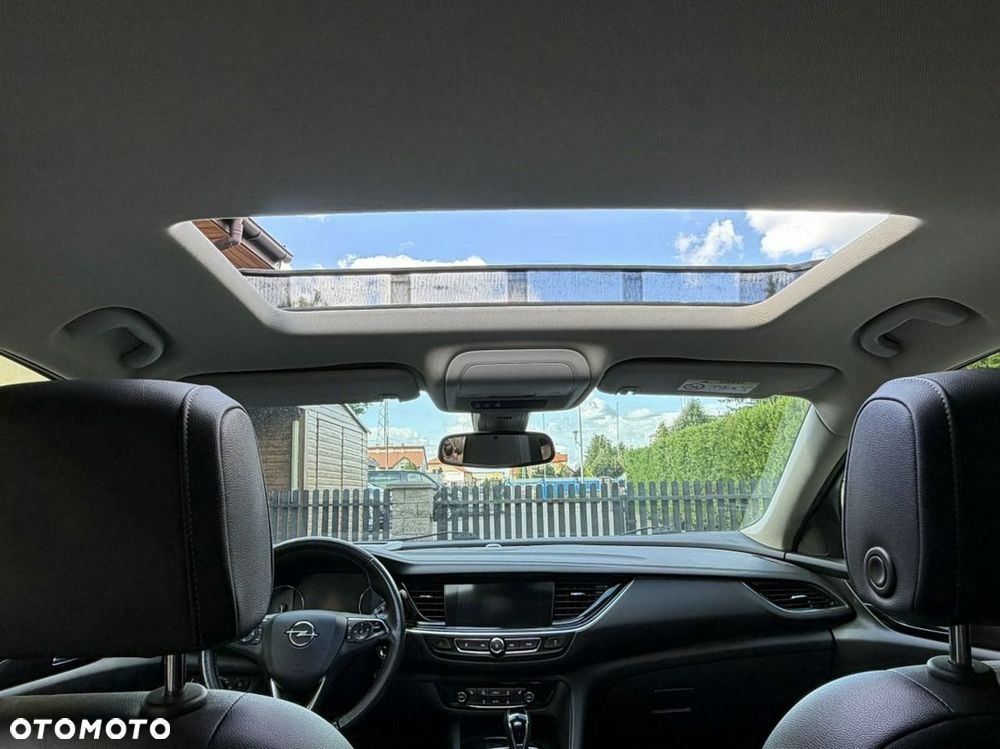 Opel Insignia - 24