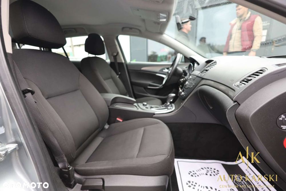 Opel Insignia - 37