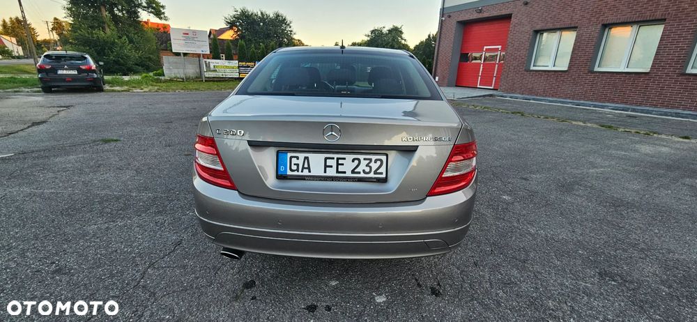 Mercedes-Benz Klasa C 200 7G-TRONIC Avantgarde Edition - 5