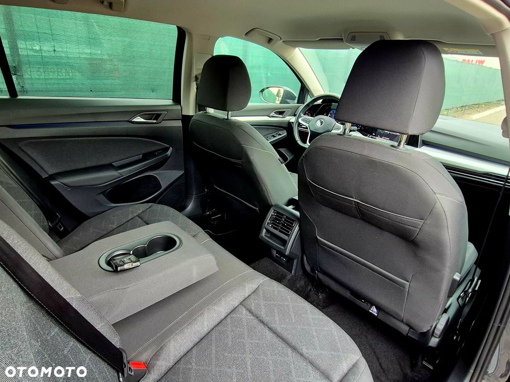 Volkswagen Golf 2.0 TDI SCR Life - 15
