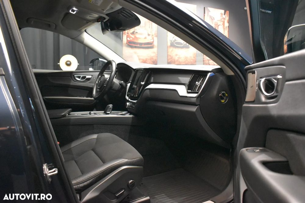 Volvo XC 60 B4 D Geartronic Momentum Pro - 19