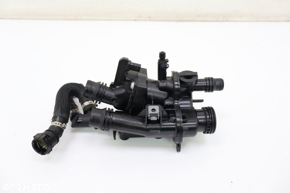 JEEP AVENGER 1.2 THP OBUDOWA TERMOSTATU 9859293280 - 1