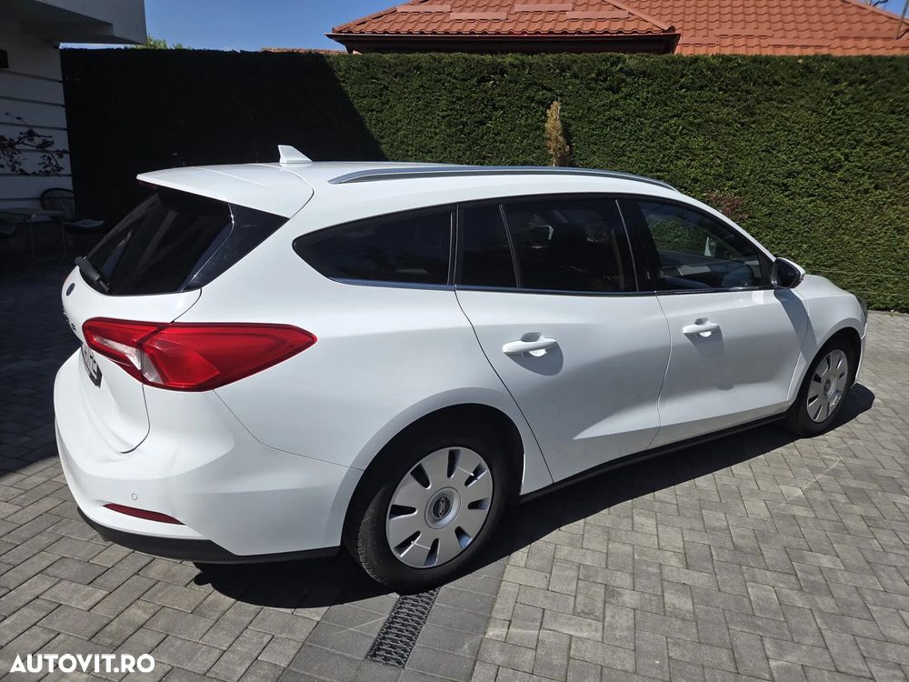 Ford Focus 1.5 EcoBlue Start-Stopp-System Aut. TITANIUM STYLE - 5