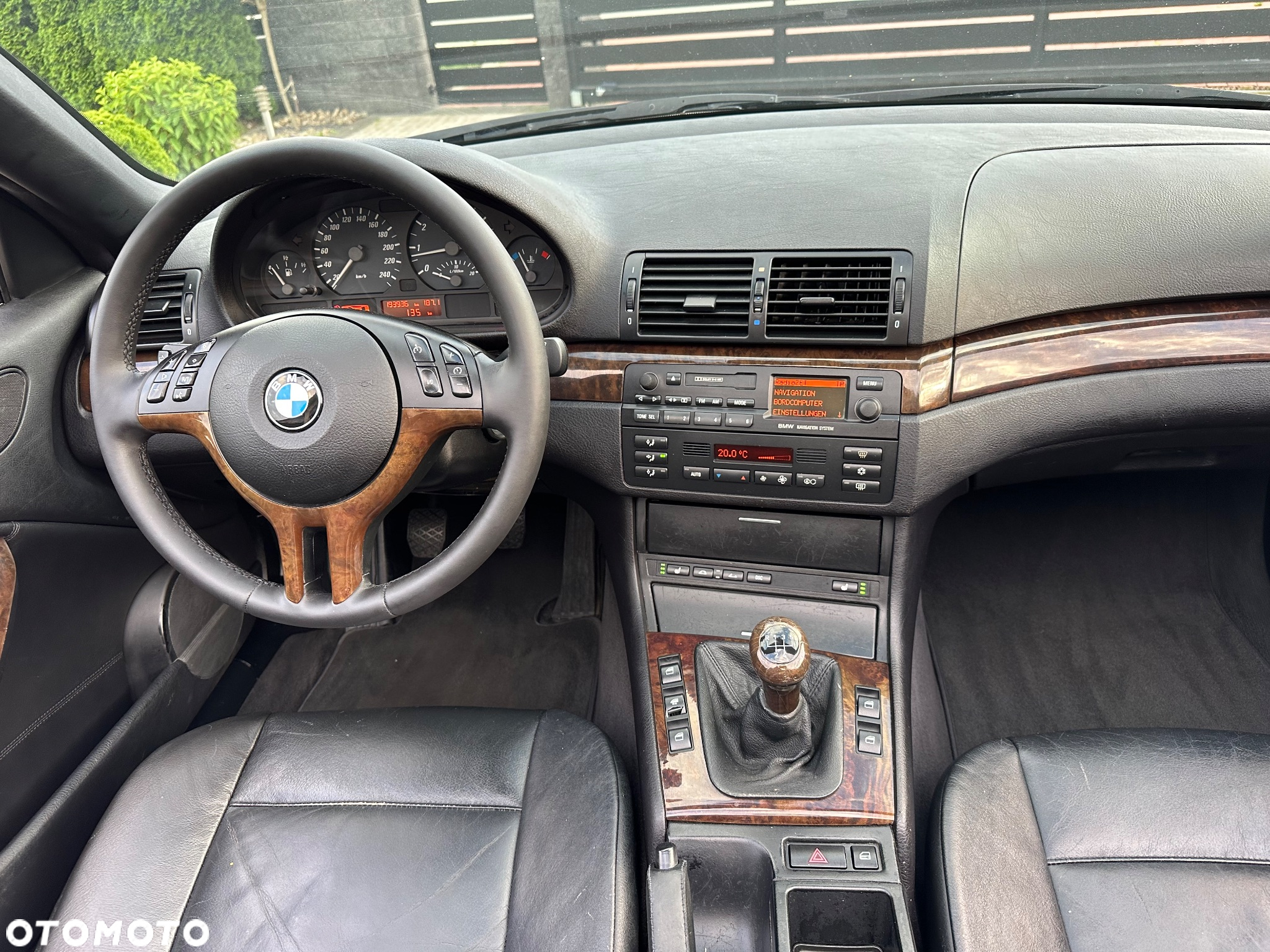 BMW Seria 3 318i Cabrio - 36