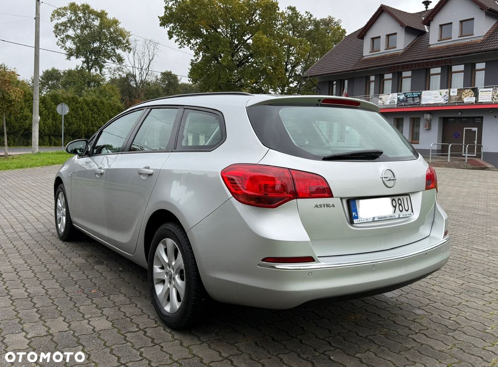 Opel Astra IV 1.4 T Active EU6 - 5