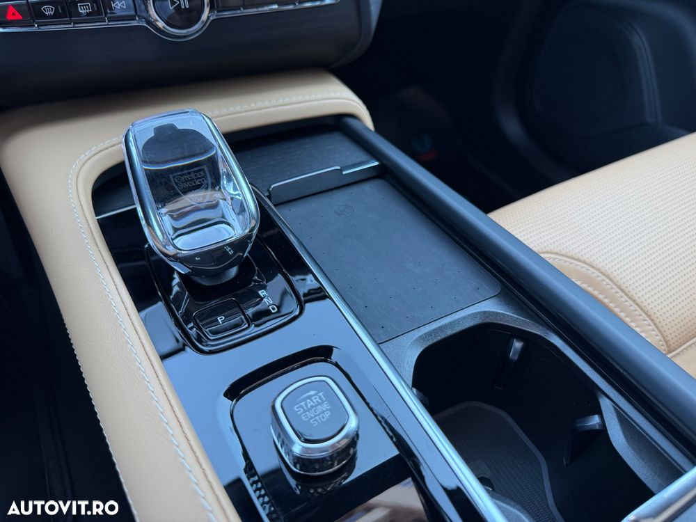 VOLVO XC90 2025 — imagine 30