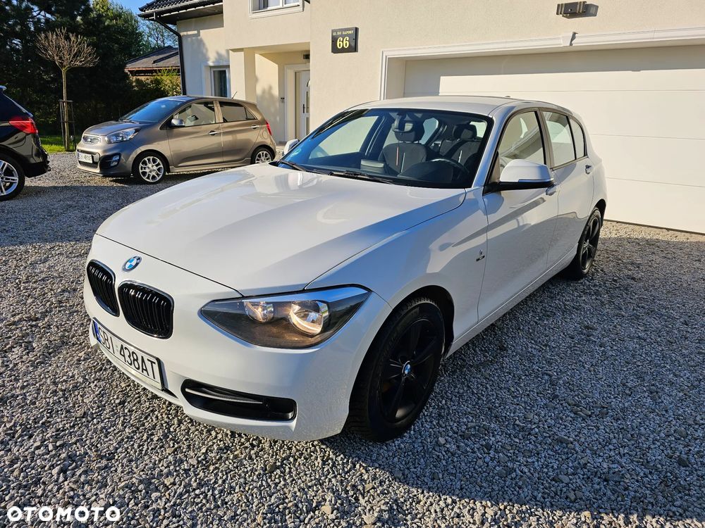 BMW Seria 1 114i Sport Line - 2