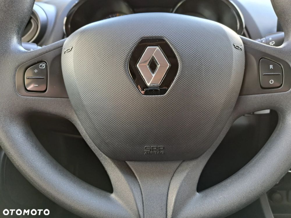 Renault Clio - 25