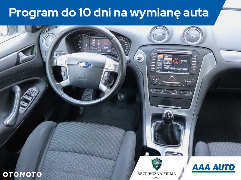 Ford Mondeo - 8