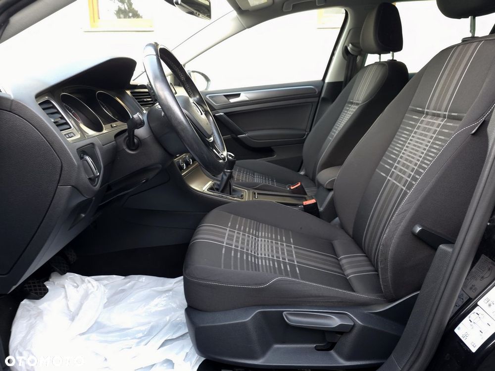 Volkswagen Golf 1.4 TSI BMT Highline - 14