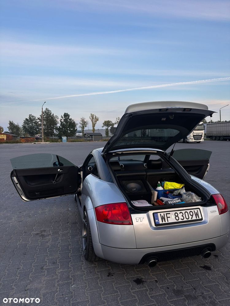 Audi TT Coupé 1.8T Quattro - 9