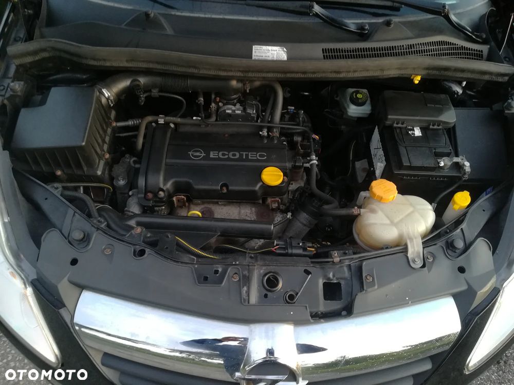 Opel Corsa 1.2 16V Cosmo - 16
