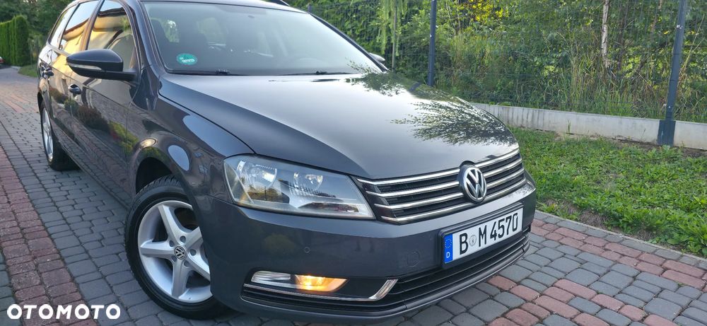 Volkswagen Passat - 30