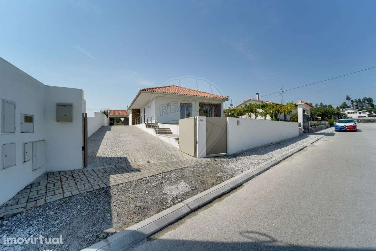 Moradia T3 para venda - Grande imagem: 2/49