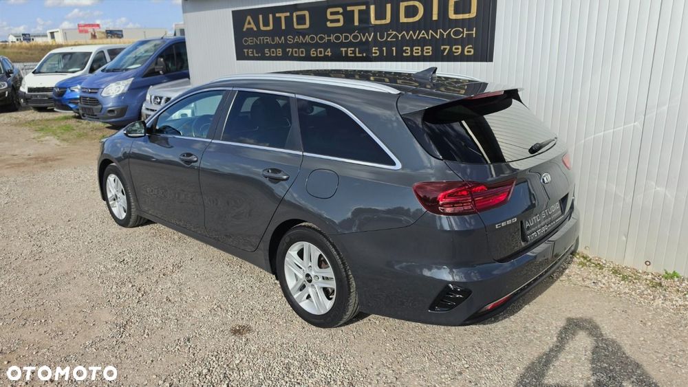 Kia Ceed 1.6 CRDi Platinum Edition - 4