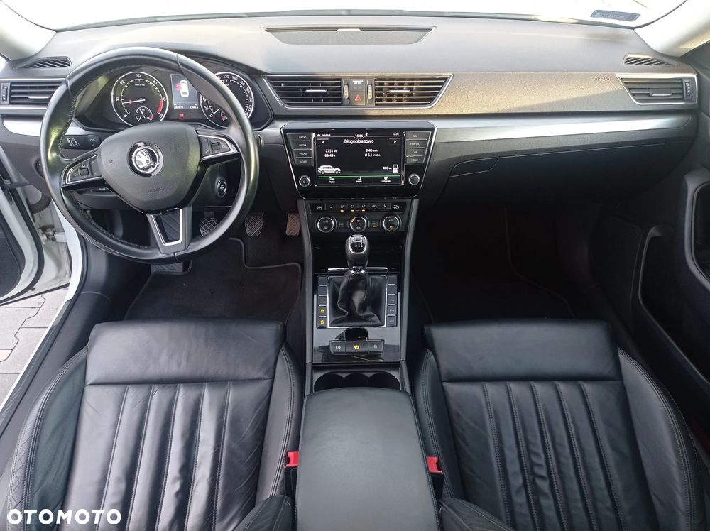 Skoda Superb 2.0 TDI Style - 17