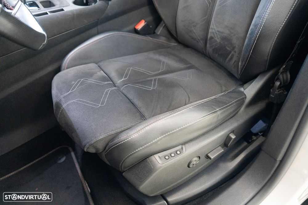 DS DS7 Crossback E-Tense Performance Line EAT8 - 8