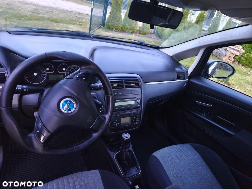 Fiat Grande Punto 1.4 16V Racing - 17