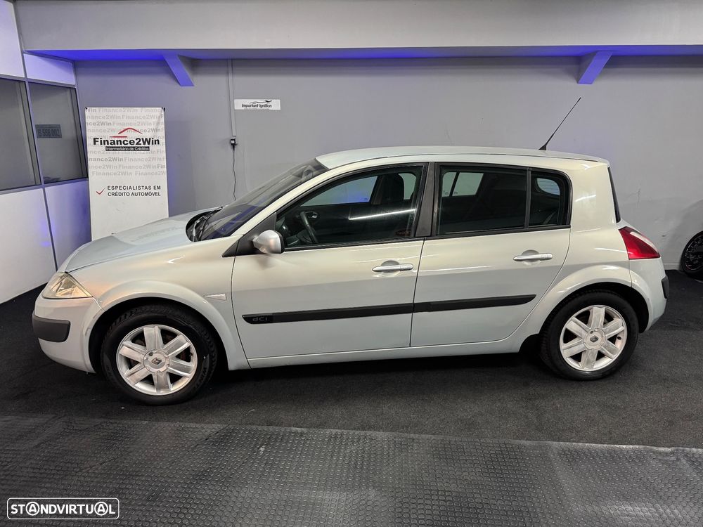 Renault Mégane 1.5 dCi Confort Dynamique - 2