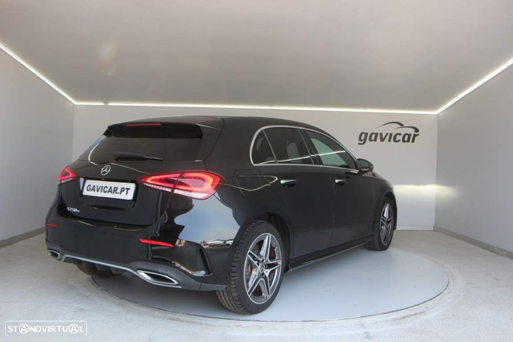 Mercedes-Benz A 250 e AMG Line - 34