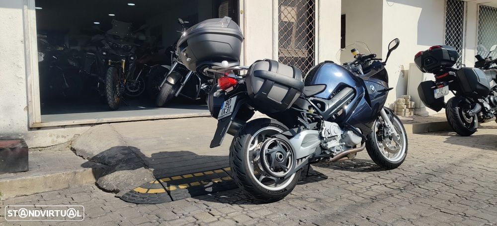 BMW F 800 ST - 10