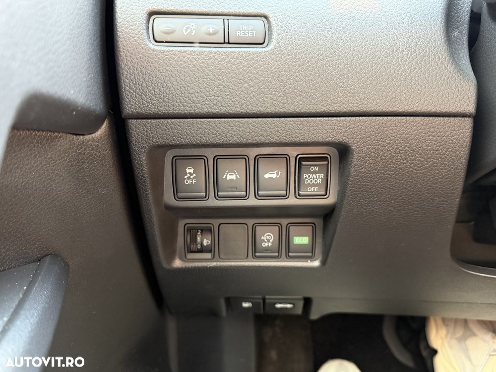Nissan X-Trail 2.0 dCi ALL-MODE 4x4i Xtronic N-Connecta - 20
