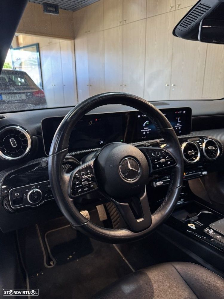 Mercedes-Benz CLA 180 d Shooting Brake Progressive Aut. - 19