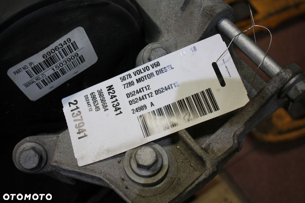 VOLVO V70 S80 XC70 V60 S60 XC60 2.4 D4 / D5 SILNIK D5244T12 - 3