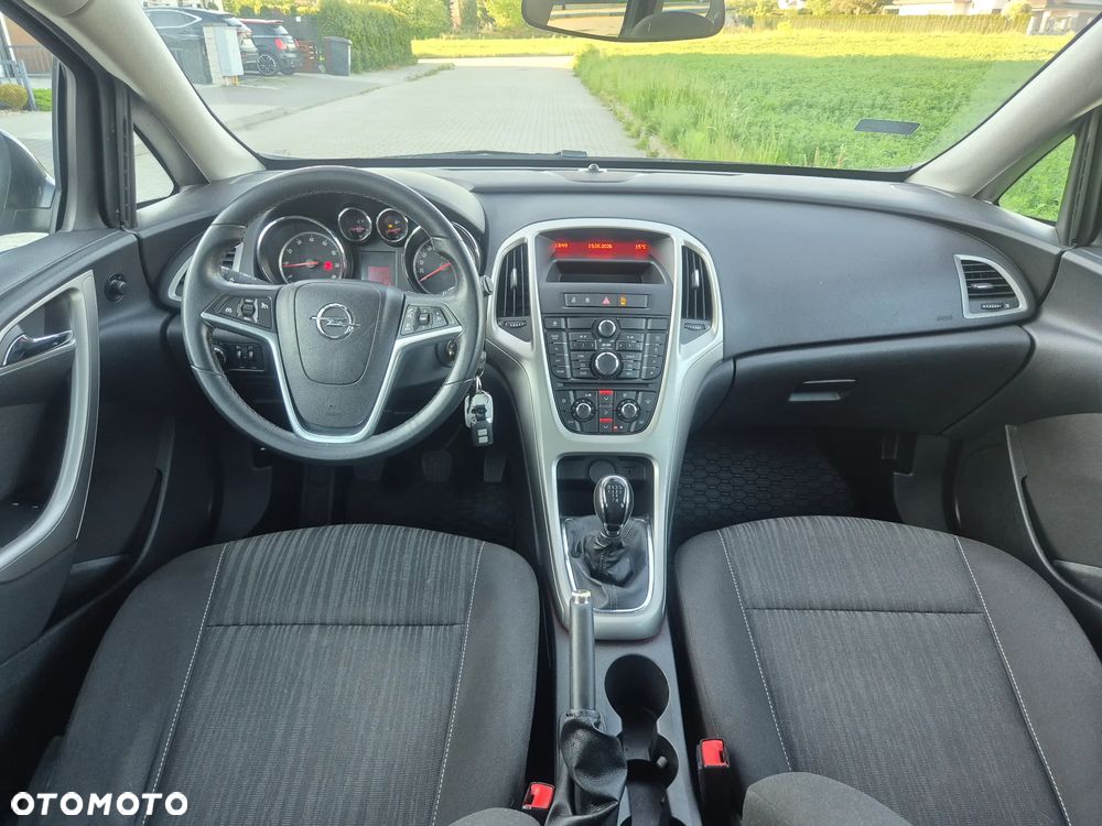 Opel Astra 1.4 ecoFLEX - 8