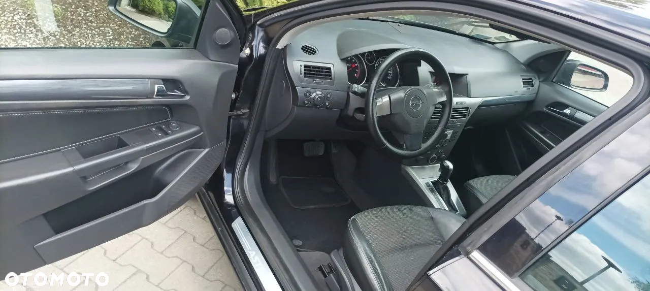 Opel Astra III 1.8 Sport - 12