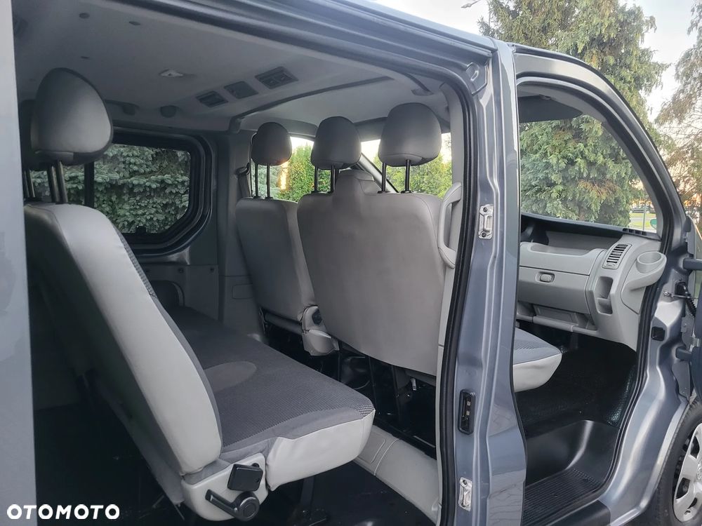 Opel Vivaro - 8