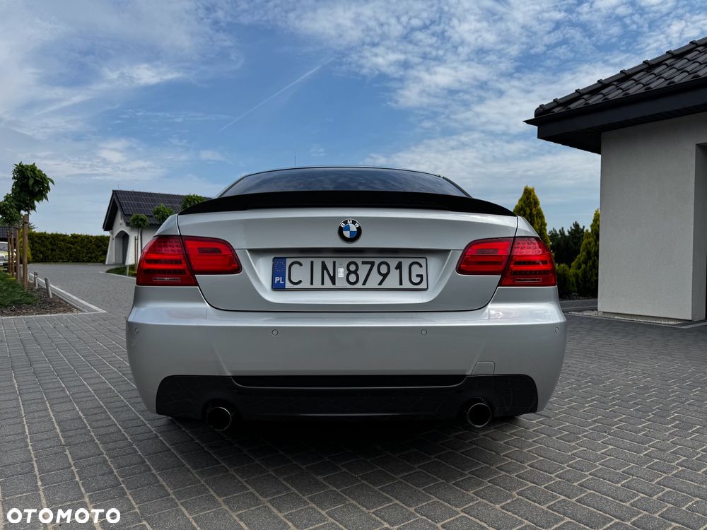 BMW Seria 3 335i M Sport Edition - 13