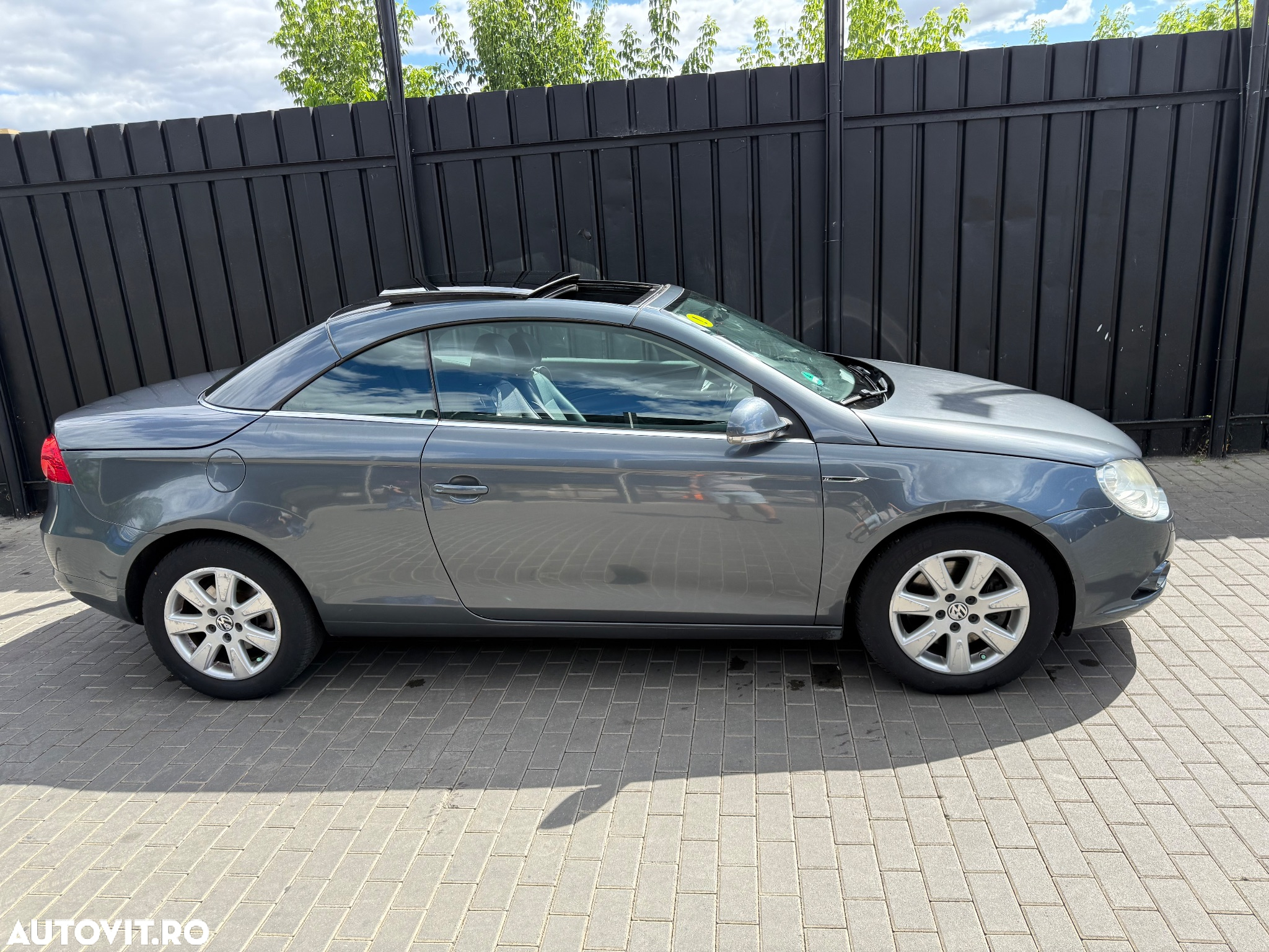 Volkswagen Eos - 2