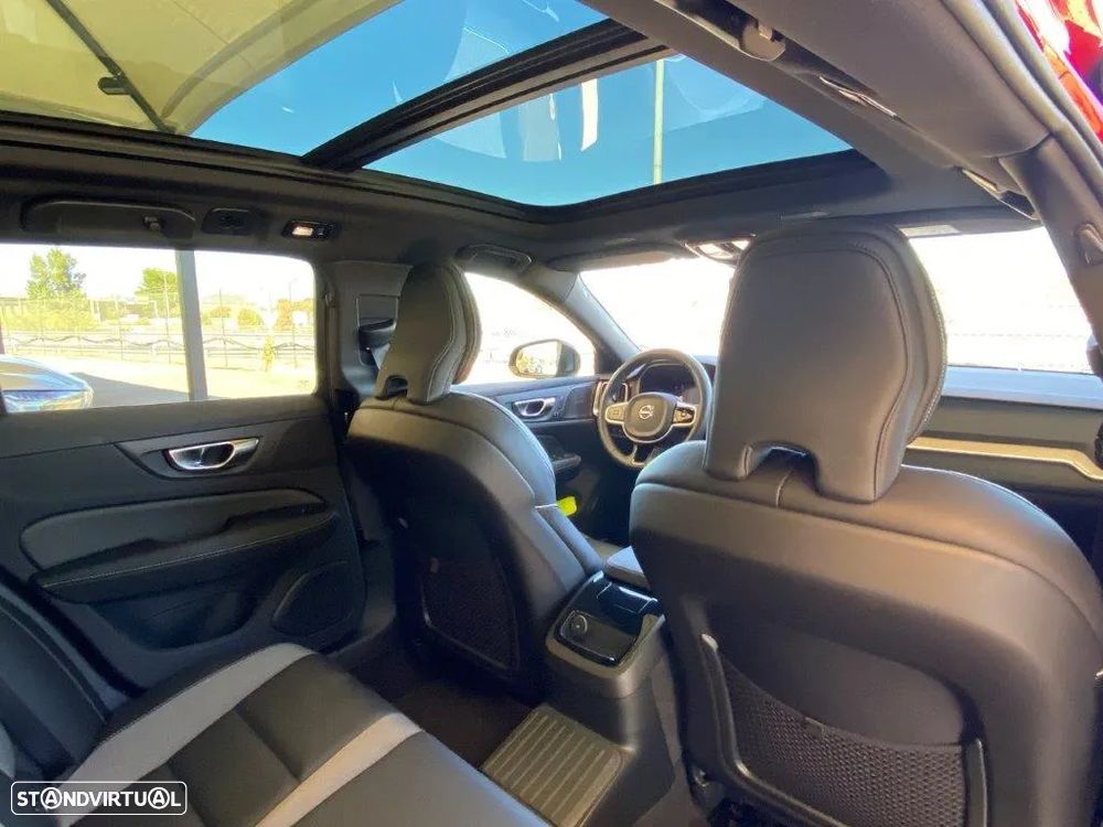 Volvo V60 2.0 T6 AWD TE Plus Dark - 13