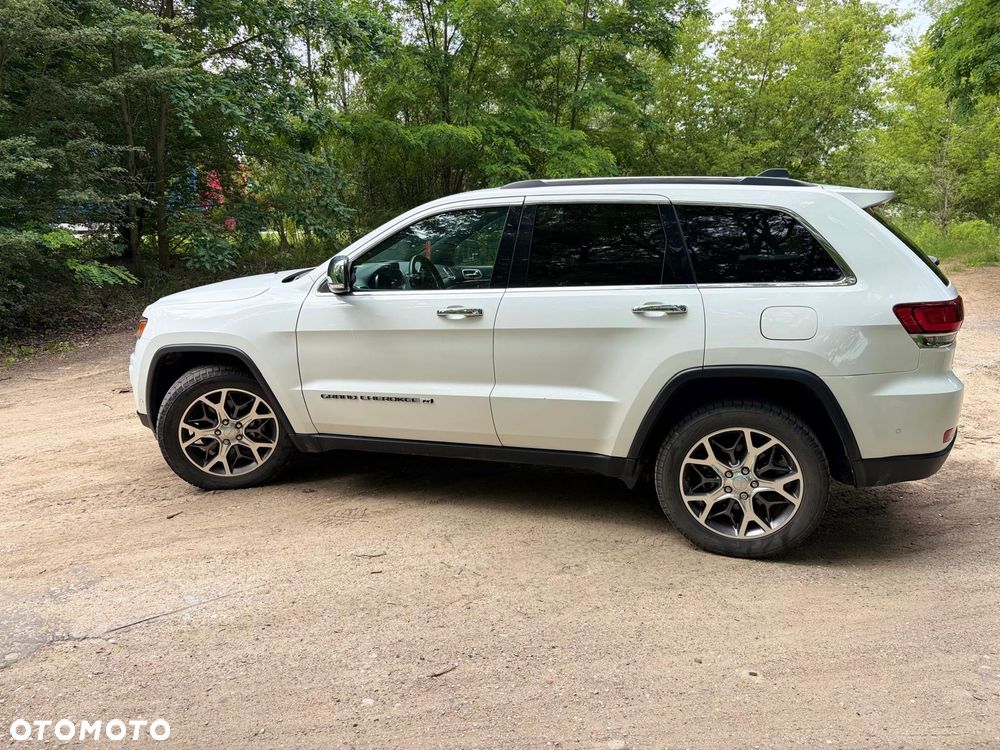 Jeep Grand Cherokee - 8