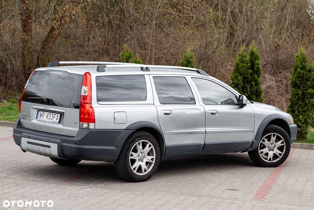 Volvo XC 70 D5 AWD Kinetic - 11