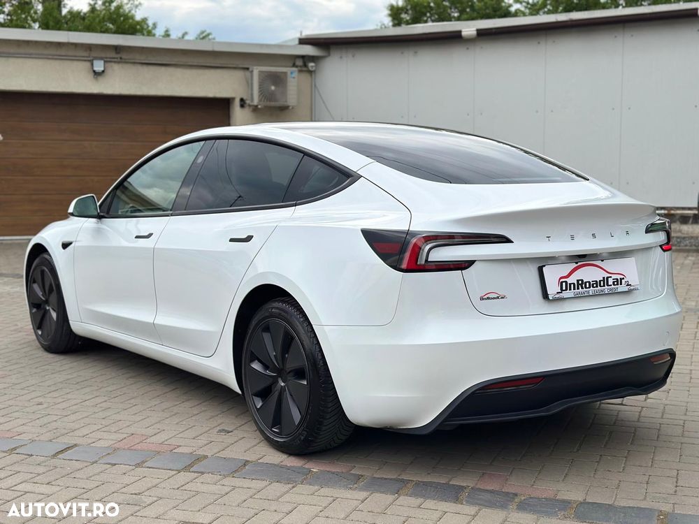 Tesla Model 3 Standard Reichweite Plus Hinterradantrieb - 4