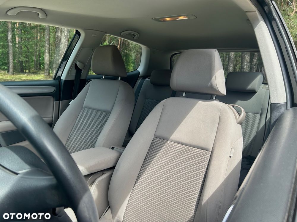 Volkswagen Golf VI 1.4 Comfortline - 10