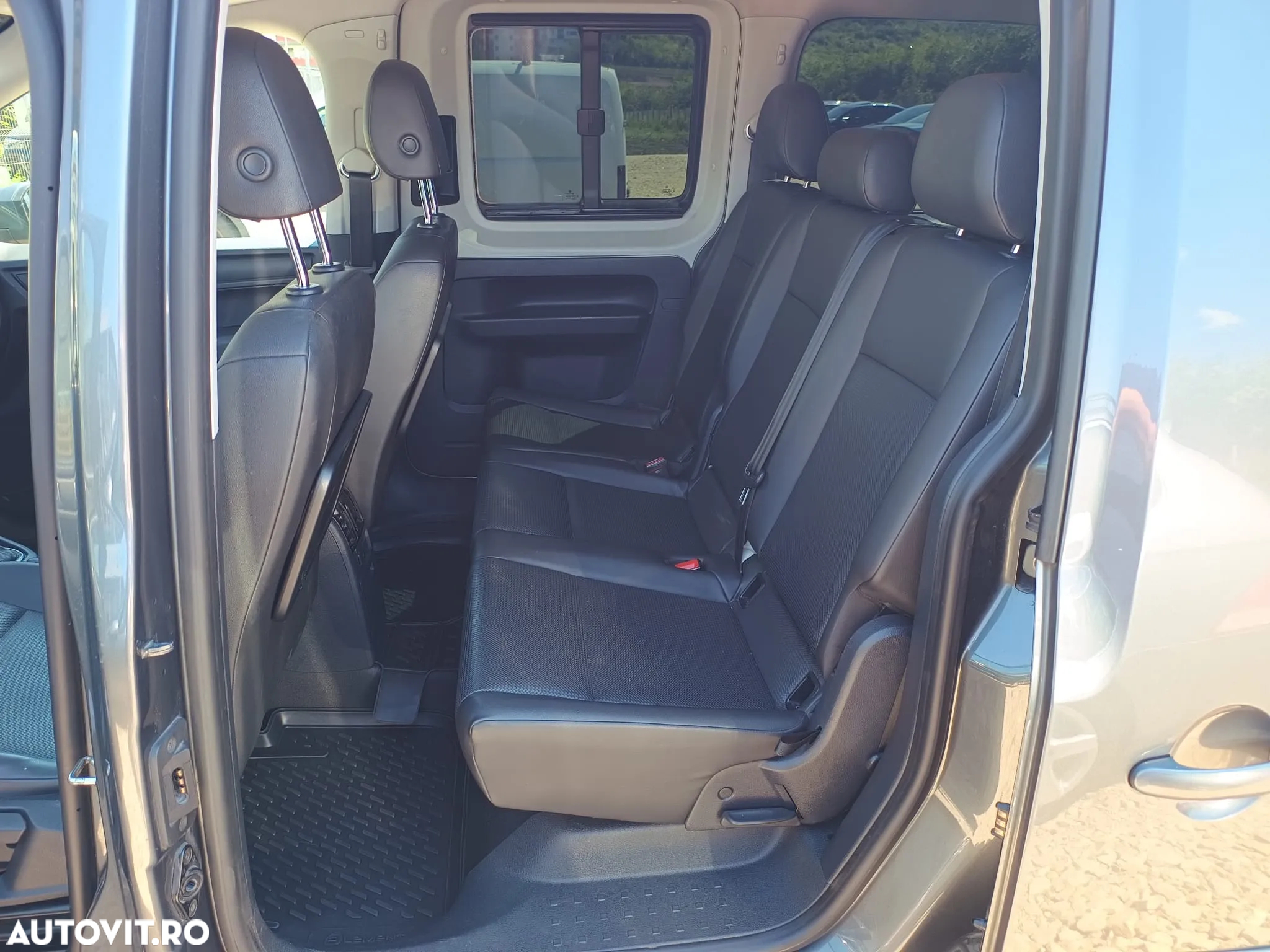 Volkswagen Caddy 2.0 TDI (7-Si.) DSG Maxi Comfortline - 11