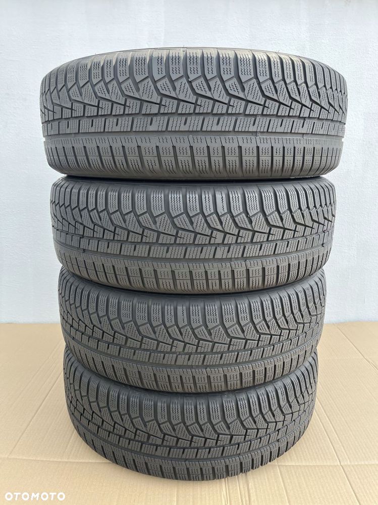 OPONY 215/65/17 99V HANKOOK WINTER ICEPT EVO2 SUV W320A - 1