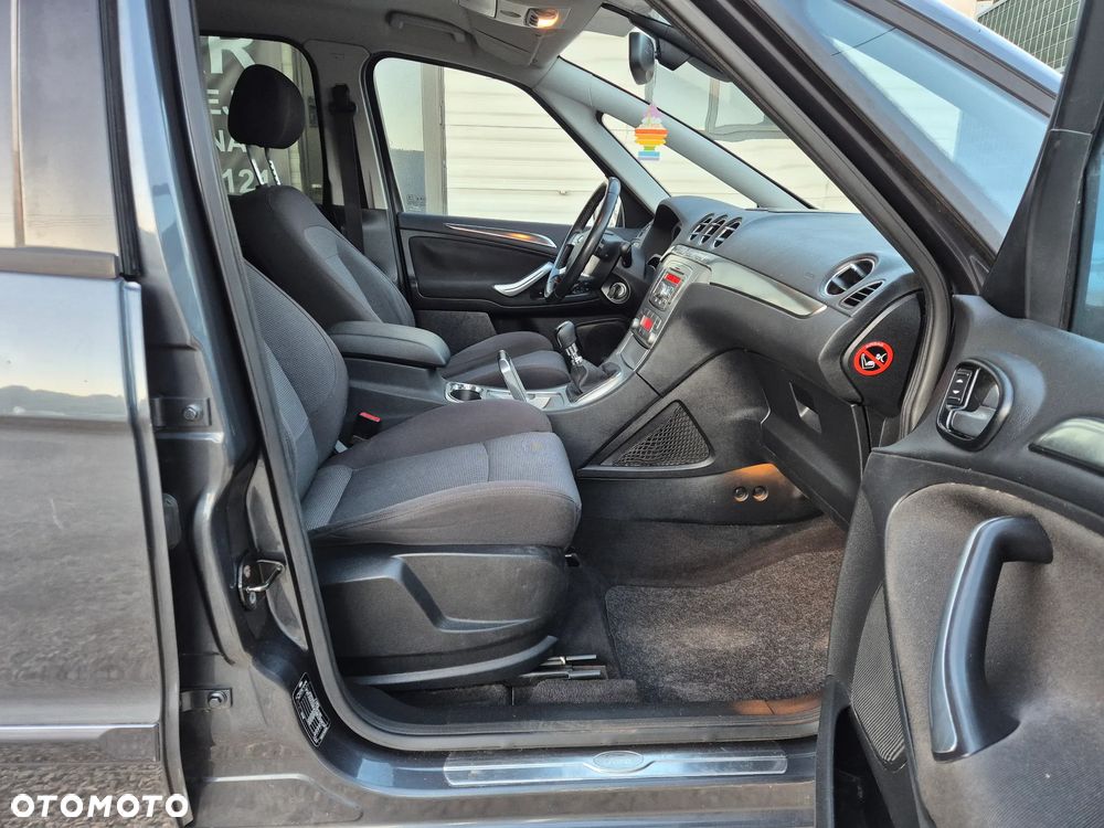 Ford S-Max 2.0 TDCi Ambiente - 16