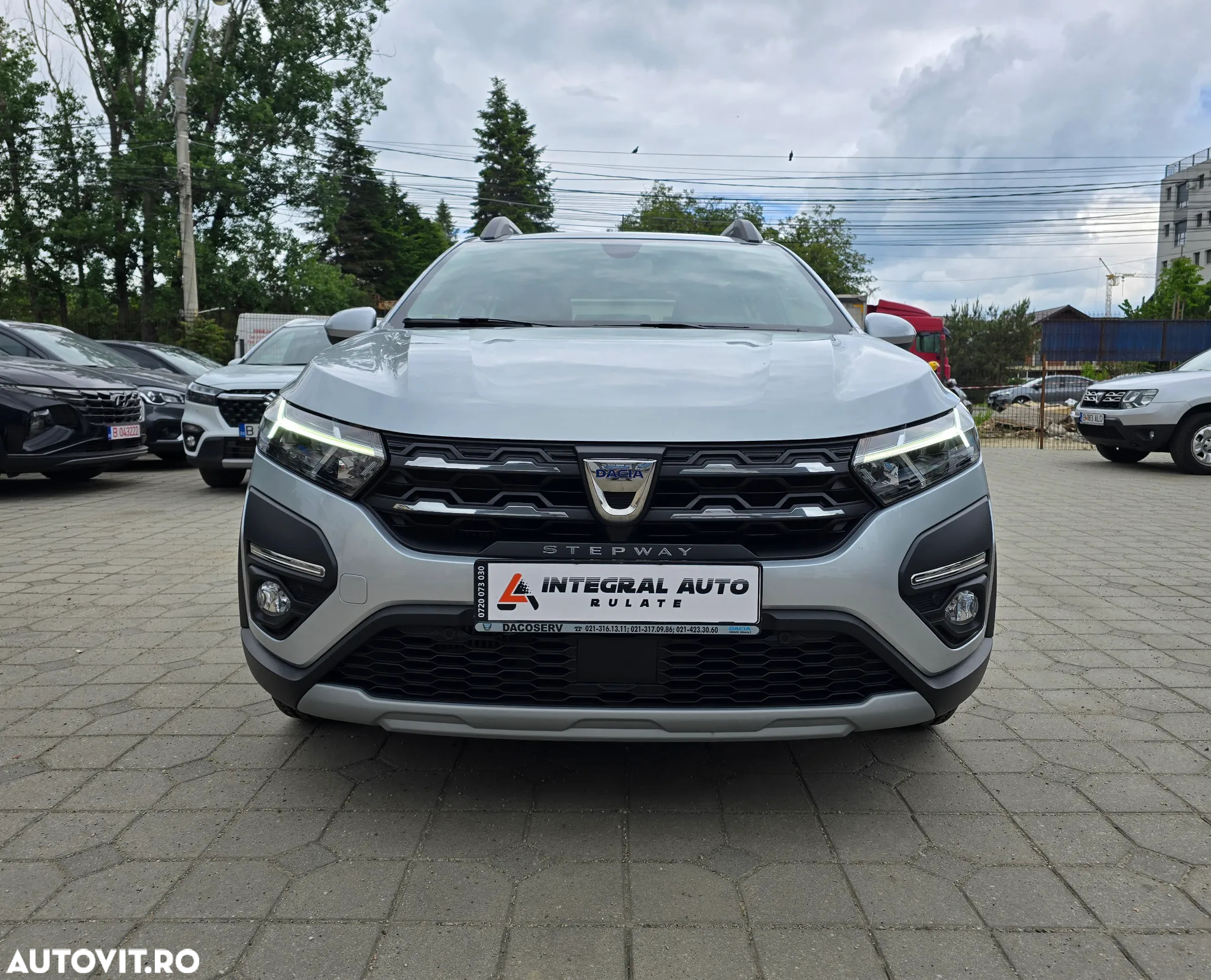 Dacia Sandero Stepway TCe 90 MT6 Comfort - 16