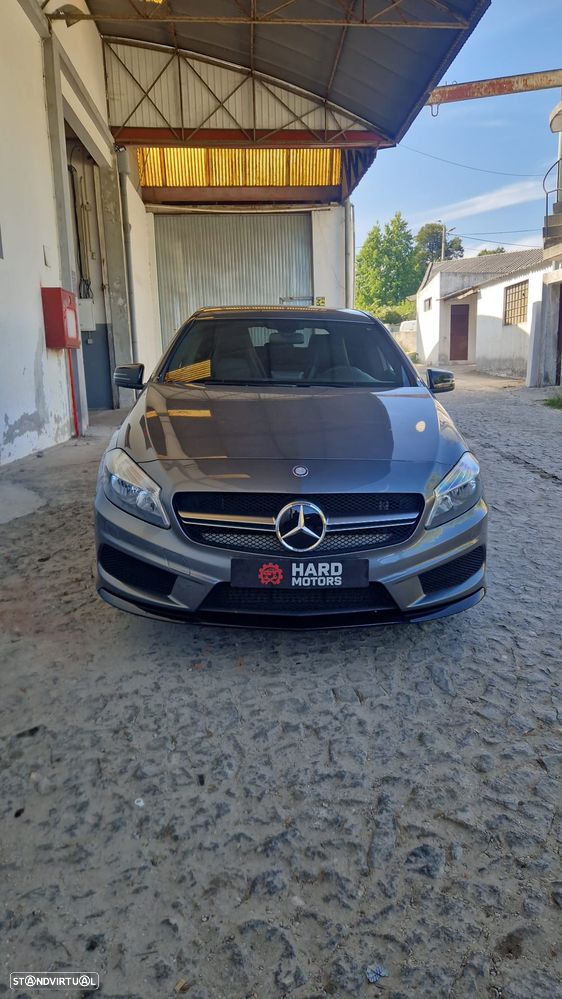 Mercedes-Benz AMG GT 4 portas