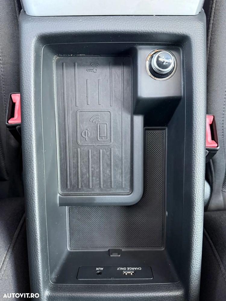 Audi A4 2.0 TDI DPF multitronic Attraction - 30