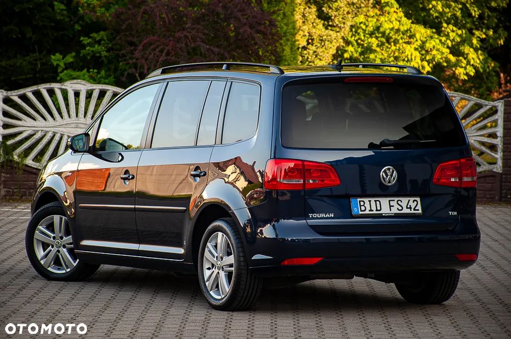 Volkswagen Touran 1.6 TDI DPF BlueMotion Technology MATCH - 17
