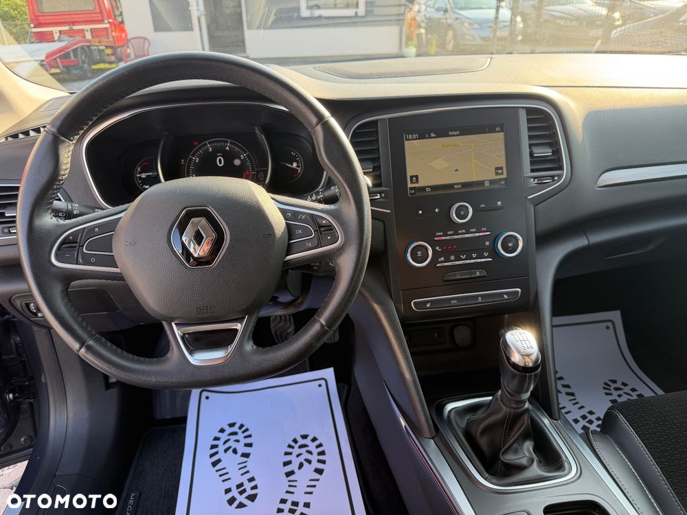 Renault Megane ENERGY TCe 130 LIMITED - 26