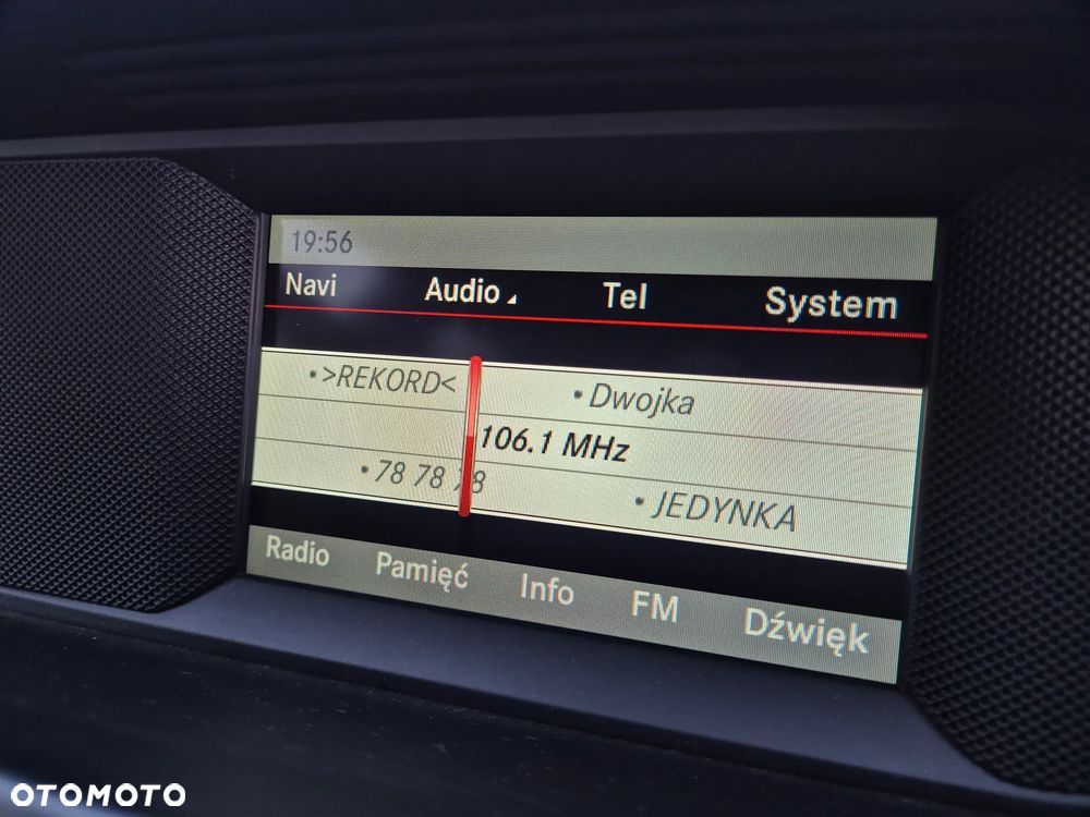 Mercedes-Benz Klasa C 220 CDI DPF (BlueEFFICIENCY) Avantgarde - 11