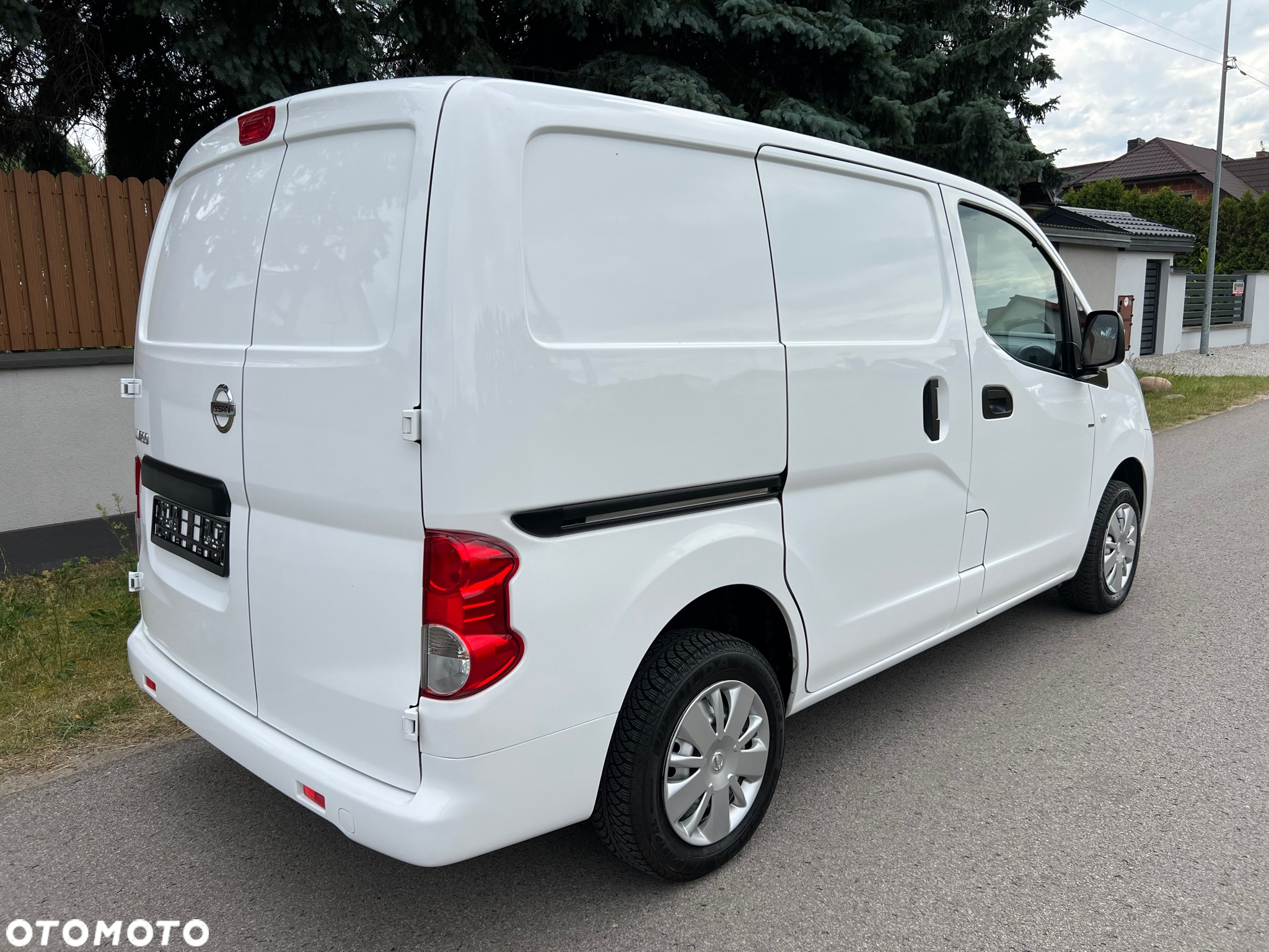 Nissan NV200 - 36