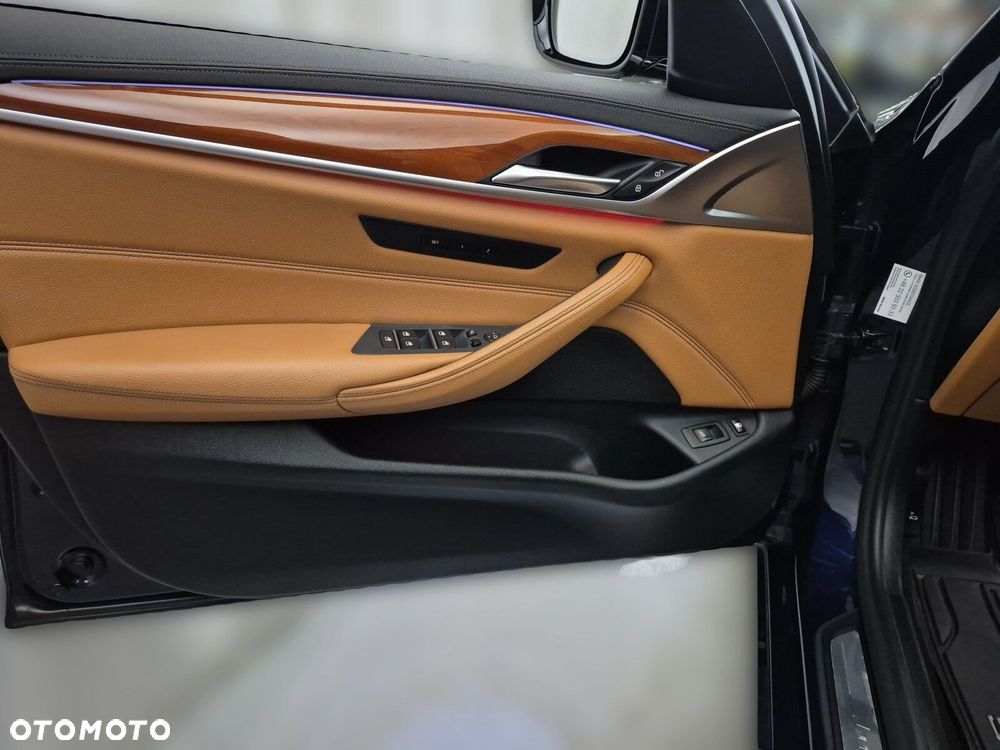 BMW Seria 5 - 12
